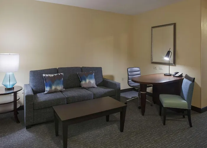 Doubletree Suites By Hilton Bentonville